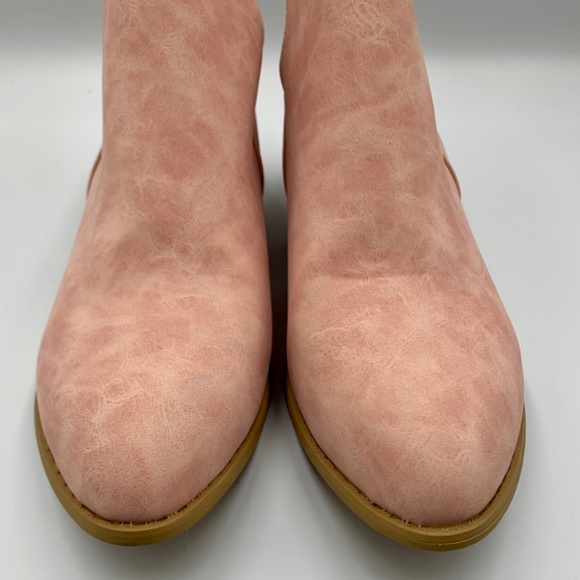 Ladies pink slip on ankle boots with zippered back and western toe - Picture 4 of 10